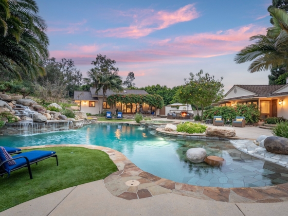 EXPERIENCE RELAXED LUXURY IN THE COVENANT OF RANCHO SANTA FE (3)